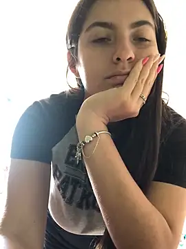 Snapshot of larj021bb chatting on 11.09.25 larj021bb online show from 11.09.25