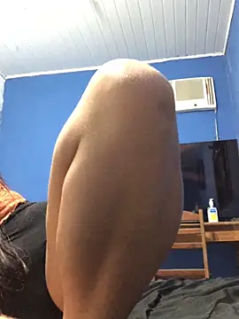 Snapshot of larj021bb chatting on 02.08.26 larj021bb online show from 02.08.26