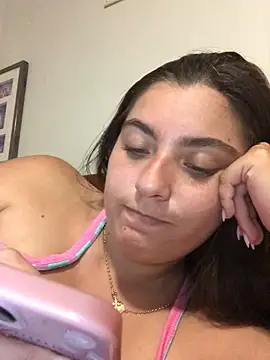 Snapshot of larj021bb chatting on 02.25.26 larj021bb online show from 02.25.26