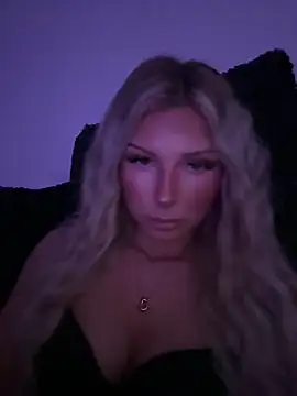 blondeeee online show from 04.02.26