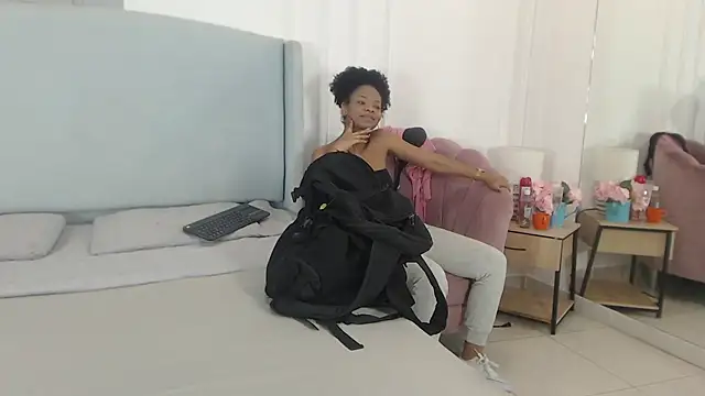 ChantalGarner online show from 02.05.26