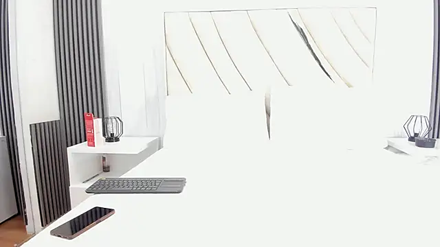 celestebellmont online show from 09.30.25