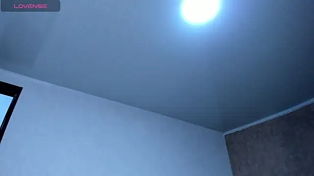 Layla lell online show from 11.07.25