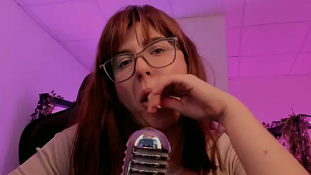 FameyBlum online show from 09.27.25
