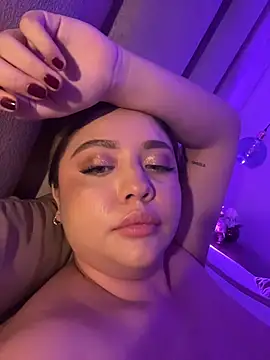 Snapshot of Angelina_velvett chatting on 11.01.25 Angelina velvett online show from 11.01.25