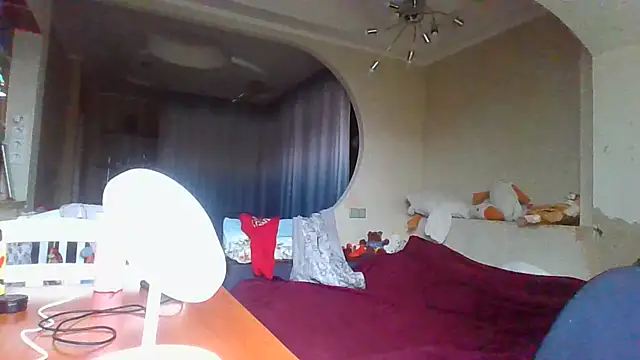 QueenMomyS online show from 11.20.25