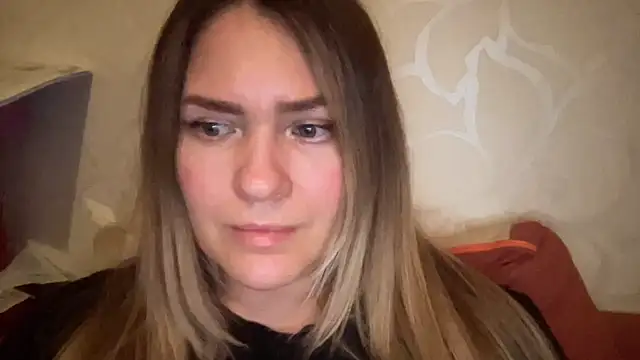 Snapshot of Milysoren chatting on 02.06.26 Milysoren online show from 02.06.26