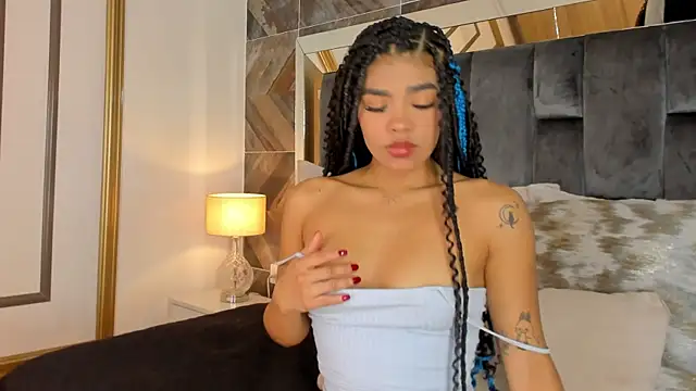 NaylaGrey online show from 10.10.25