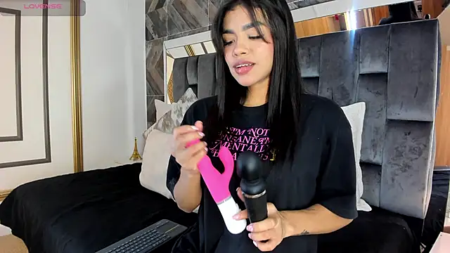 NaylaGrey online show from 01.17.26