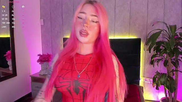 diamond pink  online show from 09.27.25