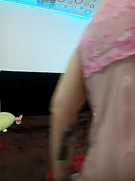 Snapshot of Yin_yang_hot chatting on 11.04.25 Yin yang hot online show from 11.04.25