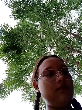 Snapshot of young_dairy01 chatting on 10.16.25 young dairy01 online show from 10.16.25