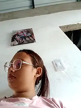 Snapshot of young_dairy01 chatting on 10.29.25 young dairy01 online show from 10.29.25