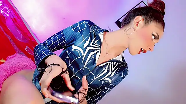 Snapshot of latina_dollsex chatting on 10.25.25 latina dollsex online show from 10.25.25