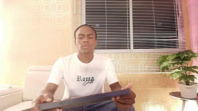 Snapshot of george_lance chatting on 11.02.25 george lance online show from 11.02.25