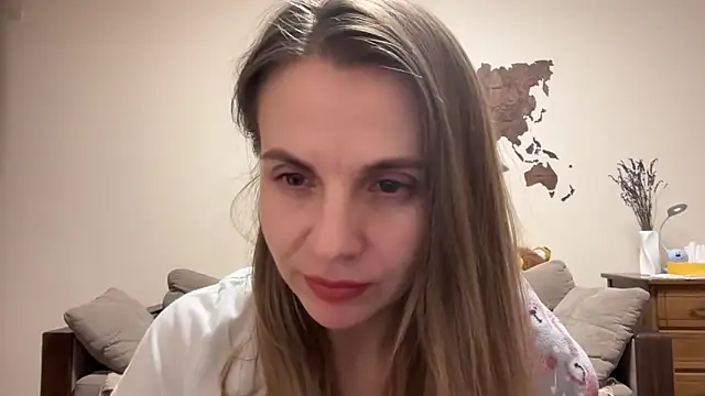 AnnieLove7722 online show from 10.21.25