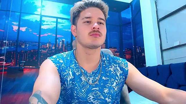 AlexPiersss online show from 10.13.25