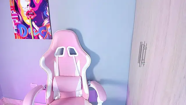 Athenea  fox online show from 12.02.25