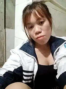 Snapshot of nhinhi-sexy chatting on 10.02.25 nhinhi-sexy online show from 10.02.25