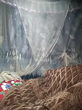 Snapshot of buddy-sexy chatting on 11.04.25 buddy-sexy online show from 11.04.25