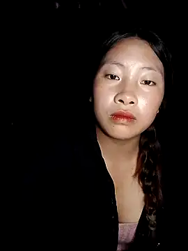 ly-xinh01 online show from 09.30.25