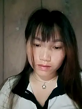 min-xinh online show from 04.20.26