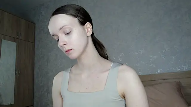 Snapshot of Yourplayfulspark chatting on 11.06.25 Yourplayfulspark online show from 11.06.25