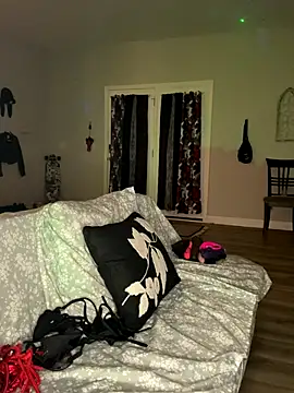 Snapshot of yunniq chatting on 10.12.25 yunniq online show from 10.12.25