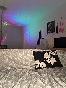 Snapshot of yunniq chatting on 11.05.25 yunniq online show from 11.05.25