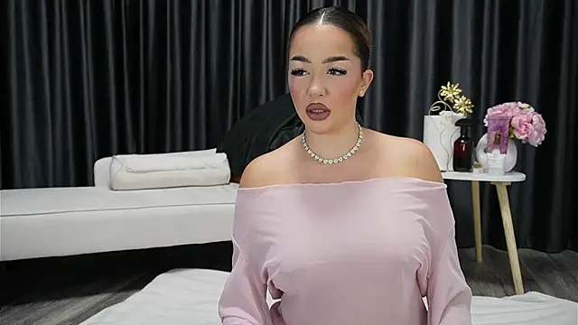 xJuliaax online show from 10.12.25