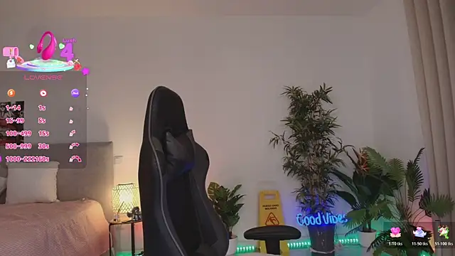 Snapshot of Angel_danm_Pati chatting on 10.23.25 Angel danm Pati online show from 10.23.25