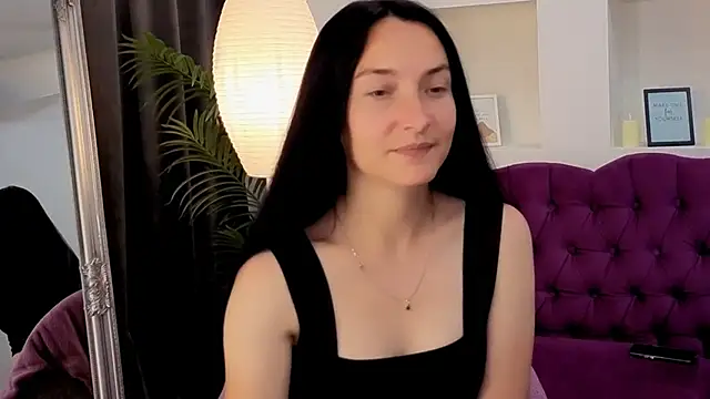 Snapshot of Emilly__Grey chatting on 06.06.26 Emilly Grey online show from 06.06.26