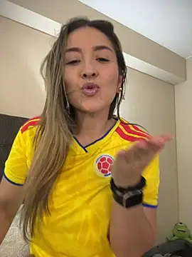 Mariana gom online show from 07.07.26