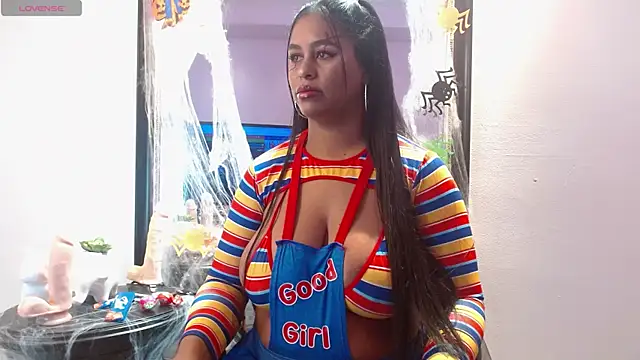 Snapshot of MelissaSam_ chatting on 10.31.25 MelissaSam online show from 10.31.25