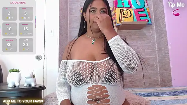 Snapshot of MelissaSam_ chatting on 11.14.25 MelissaSam online show from 11.14.25