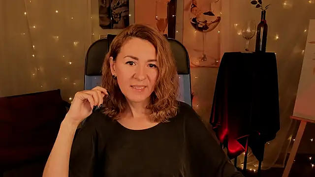 DonnaSmitth online show from 10.16.25