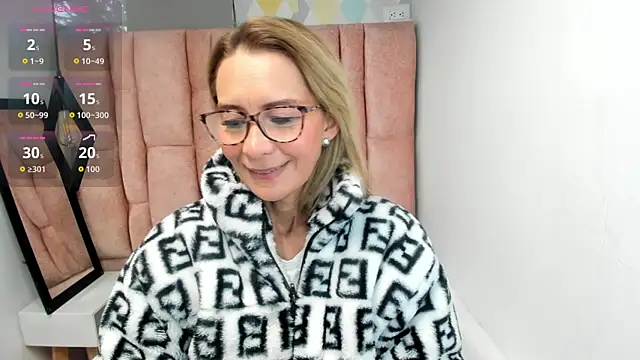 Issa Milf   online show from 03.27.26