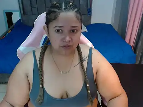 Snapshot of Vanesa_Juicy chatting on 11.12.25 Vanesa Juicy online show from 11.12.25