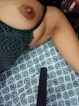 Snapshot of Meenu_rani6 chatting on 10.10.25 Meenu rani6 online show from 10.10.25