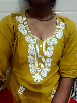 Snapshot of Meenu_rani6 chatting on 10.13.25 Meenu rani6 online show from 10.13.25