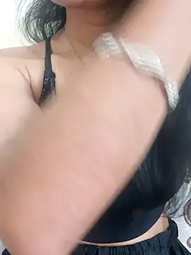 Snapshot of Meenu_rani6 chatting on 04.05.26 Meenu rani6 online show from 04.05.26