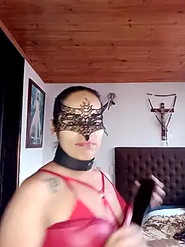 Snapshot of QueenBDSM chatting on 09.30.25 QueenBDSM online show from 09.30.25