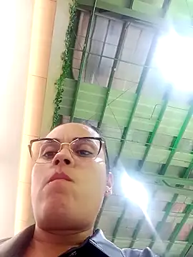 Snapshot of QueenBDSM chatting on 10.11.25 QueenBDSM online show from 10.11.25