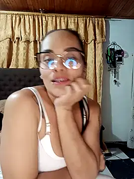 Snapshot of QueenBDSM chatting on 10.28.25 QueenBDSM online show from 10.28.25