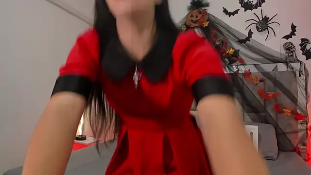 Snapshot of Misaki_Kai chatting on 10.31.25 Misaki Kai online show from 10.31.25