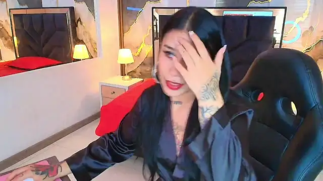 Snapshot of SusanVilla chatting on 07.17.26 SusanVilla online show from 07.17.26