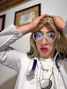 Snapshot of NICOLLE__12 chatting on 02.03.26 NICOLLE 12 online show from 02.03.26