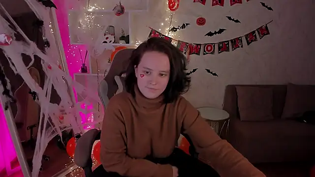 Violet Ferguson online show from 10.29.25