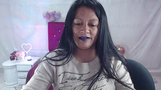 SaharaJohson online show from 10.21.25