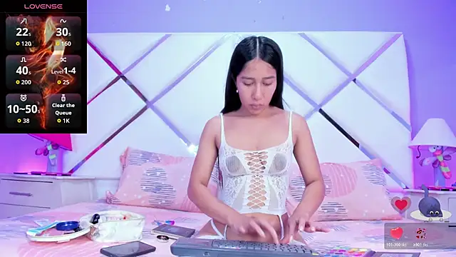 Snapshot of Amelia_Rivas chatting on 11.07.25 Amelia Rivas online show from 11.07.25